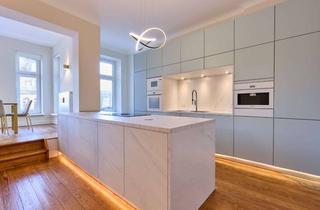 Wohnung mieten in 22587 Blankenese, Möblierte exklusive Maisonette in Bestlage von Blankenese mit Garten & Design-Küche