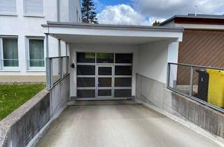 Garagen mieten in Ulmenweg, 78050 Villingen-Schwenningen, Tiefgaragenplatz Nr. 20 in der Südstadt