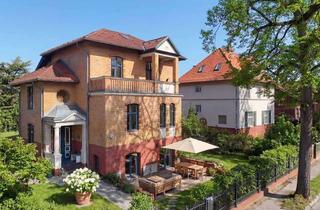 Villa kaufen in 12205 Lichterfelde, Historische Gründerzeitvilla mit separater Wohneinheit in Bestlage von Berlin-Lichterfelde-West