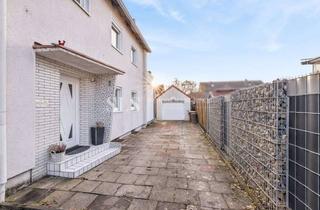 Haus kaufen in 59192 Bergkamen, Gepflegtes Zweifamilienhaus mit großem Garten und Dachterrasse in ruhiger Lage von Bergkamen