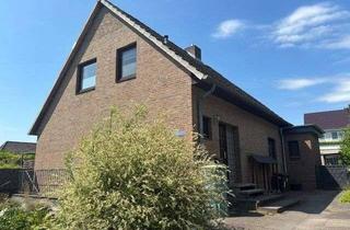 Einfamilienhaus kaufen in 23858 Reinfeld, Einfamilienhaus mit 5 Zimmern auf ca. 120 m² Wohnfläche und großem Eigenlandgrundstück in Reinfeld