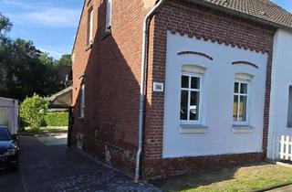 Reihenhaus kaufen in Frohnhauser Weg 258a, 45472 Heißen, Charmantes Reihenhaus mit 3 Zimmern in Mülheim an der Ruhr - Heißen