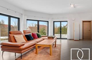 Haus kaufen in 95463 Bindlach, Exklusives Architektenhaus! Energieeffizientes EFH in begehrter Lage mit gepflegtem Garten