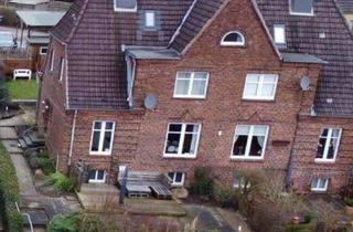 Doppelhaushälfte kaufen in 24837 Schleswig, Charmante Doppelhaushälfte in zentraler Lage- kernsaniert- zu verkaufen