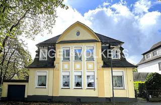 Villa kaufen in 42897 Lennep, Stilvolle Patriziervilla mit historischem Charme und Sanierungspotenzial