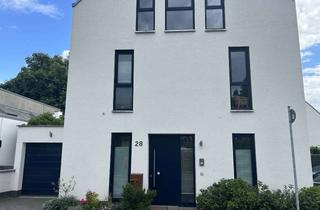 Einfamilienhaus kaufen in Riedstraße 28, 60388 Bergen-Enkheim, Modernes, geräumiges 7-Zimmer-Einfamilienhaus in familienfreundlicher Lage