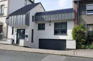 Haus kaufen in Martinstraße, 46147 Alsfeld, Saniertes Familienhaus mit 190 m² und XXL Dachterrasse in Schmachtendorf