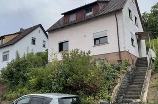 Haus kaufen in Alemannenweg 58, 97980 Bad Mergentheim, Renovierungsbedürftiges 5-Zimmer Haus in Bad mit Garage