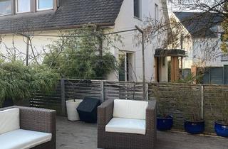 Haus kaufen in 88662 Überlingen, Helles Familienhaus, zentrale Lage – 155 m², 6 Zimmer, 2 Balkone, große Terrasse, fußläufig zum S