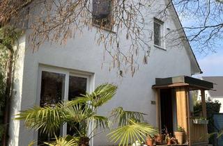 Haus kaufen in 88662 Überlingen, Helles Familienhaus, zentrale Lage – 155 m², 6 Zimmer, 2 Balkone, große Terrasse, fußläufig zum S