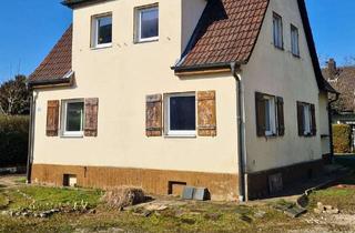 Haus kaufen in 90610 Winkelhaid, Großzügiges Familienhaus mit Entwicklungspotenzial und großem Garten in Winkelhaid