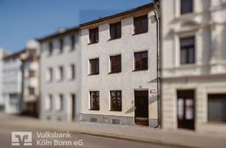 Einfamilienhaus kaufen in 50968 Bayenthal, Bayenthal - Saniertes Einfamilienhaus mit großem Garten