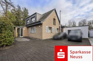 Haus kaufen in 41516 Grevenbroich, Wohntraum am Naturschutzgebiet - Zeitlose Eleganz trifft auf unverbaubare Weite