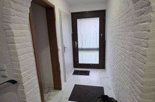 Reihenhaus kaufen in 47559 Kranenburg, Reihenhaus in Kranenburg: Wintergarten und PV-Anlage für nachhaltiges Wohnen.