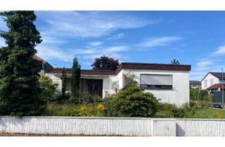 Haus kaufen in 66424 Homburg, Großzügiger Winkelbungalow (210 m²) in Top-Lage von Homburg-Beeden mit Terrasse & Doppelgarage