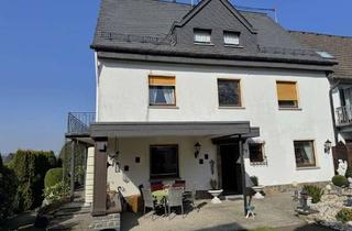 Haus kaufen in 56584 Rüscheid, Familienfreundliches Haus mit Ausbaureserve im Herzen von Rüscheid