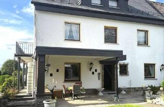 Haus kaufen in 56584 Rüscheid, Familienfreundliches Haus mit Ausbaureserve im Herzen von Rüscheid