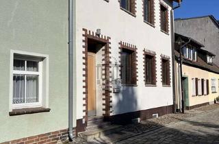 Haus kaufen in 03222 Lübbenau, Stadthaus direkt am Fließ im Zentrum von Lübbenau!