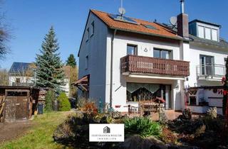 Doppelhaushälfte kaufen in 90530 Wendelstein, Familienfreundliche Doppelhaushälfte mit Garten, Balkon und Garage in Wendelstein