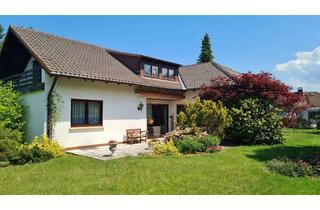 Haus kaufen in 95182 Döhlau, Großzügiges Wohnhaus mit Gästebereich in bester Wohnlage - Wohnfl. ca. 180 m² - Grst. 1.000 m² - vol