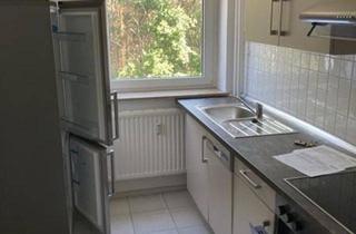 Wohnung mieten in Liselotte-Herrmann-Straße 22, 09127 Chemnitz, Gemütliche 3-Zimmer mit Laminat, Wannenbad, Garage und EBK in guter Lage!