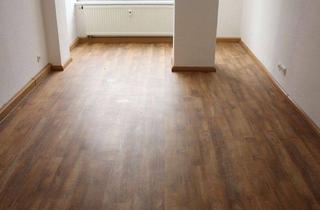 Wohnung mieten in Untere Hauptstraße 184, 09228 Chemnitz, Inkl. EBK / Bad mit Fenster + Dusche / frei ab 1.5.26