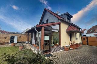 Einfamilienhaus kaufen in 06128 Halle, **Einfamilienhaus mit Einliegerwohnung in Nietleben**