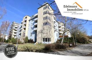 Wohnung kaufen in 18147 Toitenwinkel, Attraktive Kapitalanlage mit ca. 5 Prozent Rendite - 2 Zi. Whg., Balkon, TG-Stellpl. in Toitenwinkel