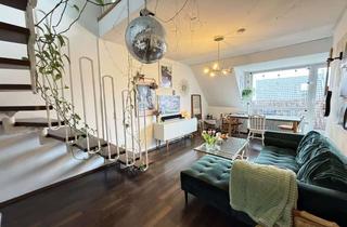 Wohnung kaufen in 50937 Sülz, Die Gelegenheit in Köln Sülz! Maisonette im Dachgeschoss mit Balkon