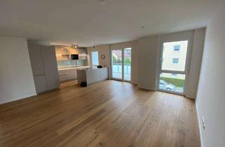 Wohnung kaufen in 71229 Leonberg, 4-Zimmer Wohnung in beliebter Lage mit Balkon und Garage in Leonberg