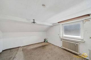 Wohnung kaufen in 93326 Abensberg, 2,5-Zimmer-Dachgeschosswohnung mit Potenzial – 47 m², sofort frei in Arnhofen, Landkreis Kelheim