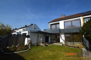 Doppelhaushälfte kaufen in 86343 Königsbrunn, Familienfreundliche Doppelhaushälfte mit Garten, Garage und Dachgeschoss ausbaufähig in guter Lage