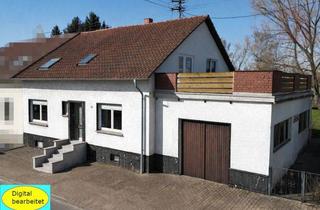 Doppelhaushälfte kaufen in 66773 Schwalbach, Doppelhaushälfte mit Garten und Garage – ruhige Wohnlage in Schwalbach