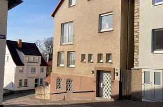 Wohnung mieten in 34414 Warburg, Gepflegte 4-Zimmer-Hochparterre-Wohnung mit EBK in Warburg