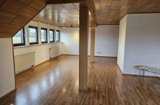 Wohnung mieten in 91580 Petersaurach, Charmante 3-Zimmer Dachgeschosswohnung in Petersaurach