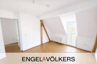 Wohnung mieten in 64289 Darmstadt, Exklusiv wohnen im Darmstädter Martinsviertel: Stilvoll sanierte Altbauwohnung mit Parkettboden, ...