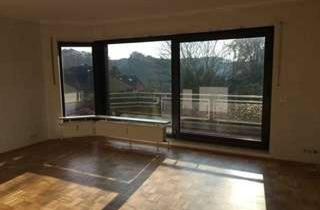 Wohnung mieten in 51580 Reichshof, Gepflegte 2-Zimmer-Wohnung mit Balkon im 1. OG in Reichshof