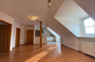 Wohnung mieten in Keltenstraße, 86462 Langweid, 2-ZKB-Dachgeschosswohnung mit herrlichem Ausblick über die Dächer von Langweid