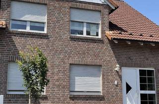 Wohnung mieten in Kolpingstraße 59, 59379 Selm, Helle Maisonettewohnung in zwei Parteien Haus mit Balkon u. EBK in ruhiger Lage von Selm-Bork