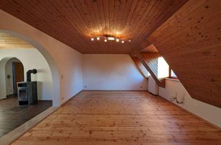 Wohnung mieten in 80997 Moosach, Großzügige 3-Zimmer-DG-Wohnung in ruhiger Lage im Stadtteil Moosach mit perfekter Verkehrsanbindung