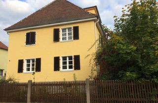 Wohnung mieten in Holländerstrasse, 95445 Bayreuth, Helle 2,5-Zimmer Wohnung mit Balkon im 2. OG in Bayreuth