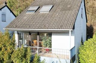 Einfamilienhaus kaufen in 53557 Bad Hönningen, Freistehendes Einfamilienhaus in Bad Hönningen: 130 m² Wohnfläche mit separater Gartenebene und Natu