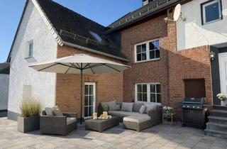 Einfamilienhaus kaufen in 53947 Nettersheim, Gemütliches Einfamilienhaus: 4 Schlafzimmer - Einbauküche - Teil einer Hofanlage