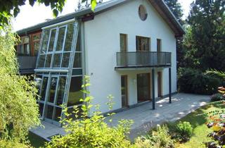 Haus kaufen in 82335 Berg, Traumhaftes Reihenendhaus am See mit großzügigem Garten