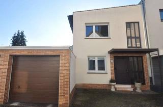 Einfamilienhaus kaufen in 63073 Bieber, Einfamilienhaus in Offenbach - Bieber!Ihr eigenes Reich mit Garten und Garage!