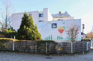 Mehrfamilienhaus kaufen in 14167 Berlin, Berlin - Wird bezugsfrei! 3-Zimmer-Wohnung mit Balkon und Tiefgarage im Herzen von Berlin Zehlendorf