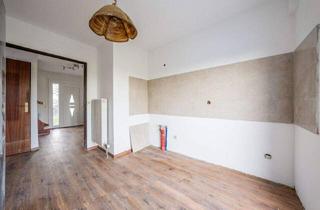 Einfamilienhaus kaufen in 41363 Jüchen, Jüchen - Saniertes Einfamilienhaus: 5 Zimmer mit Garten, Terrasse & Vollunterkellert in Jüchen - 127 m²