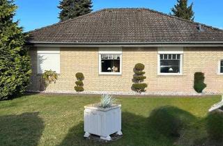 Haus kaufen in 23689 Pansdorf, Ratekau - Walmdach Bungalow Nähe Ostsee
