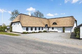 Haus kaufen in 24955 Harrislee, Harrislee - Landleben mit Charme - Reetdachhaus in Sønderjylland