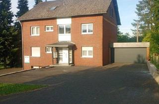 Haus kaufen in 54597 Pronsfeld, Pronsfeld - Freistehendes Haus mit 4 Wohnungen zu verkaufen